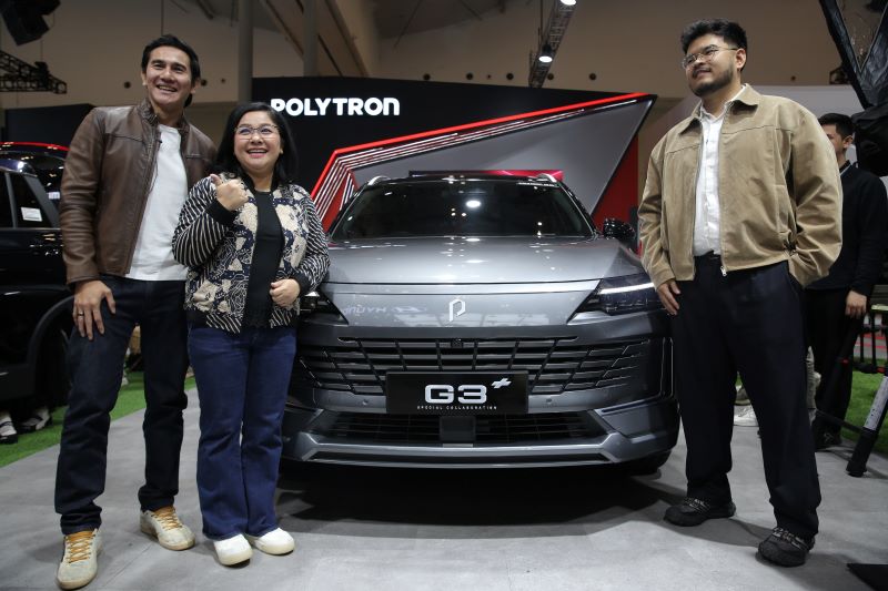 rsz 2. Polytron dan Vino G. Bastian bagikan tips membeli mobil listrik yang make senses di GIIAS 2026