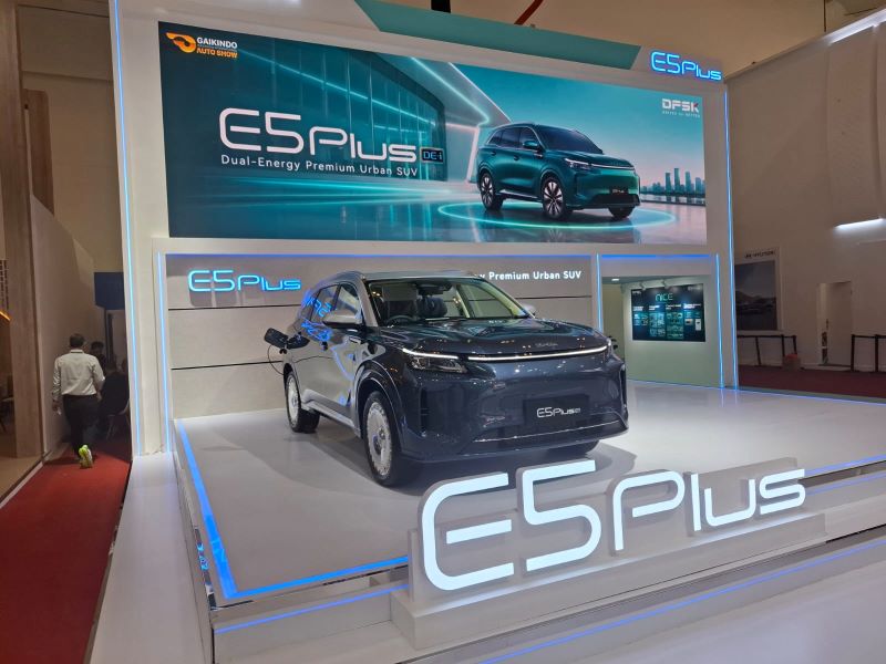 rsz DFSK E5 Plus di GIIAS 2026 2