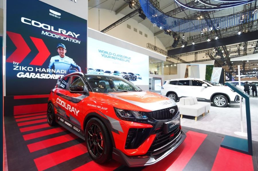 rsz Foto 1. Geely Coolray Racing Style hasil kolaborasi Geely Auto Indonesia bersama Garasi Drift di GIIAS 2026
