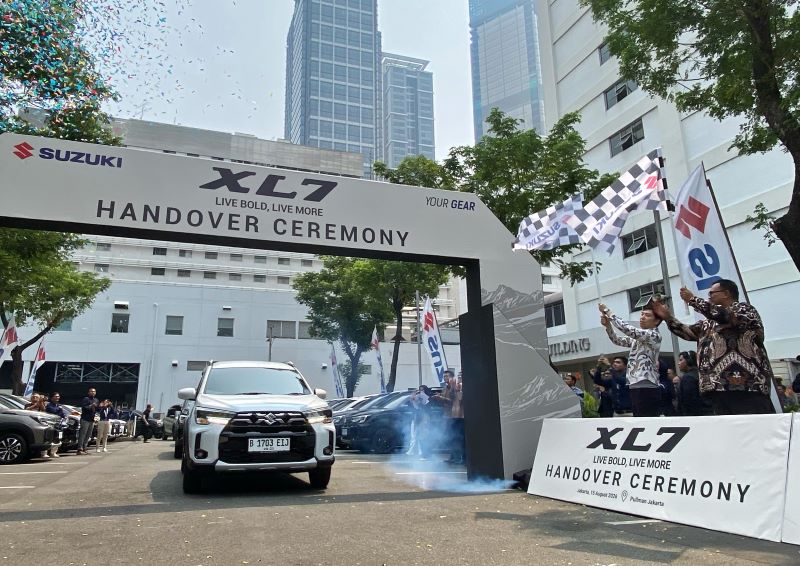 rsz Seremoni Penyerahan Perdana Suzuki XL7_1